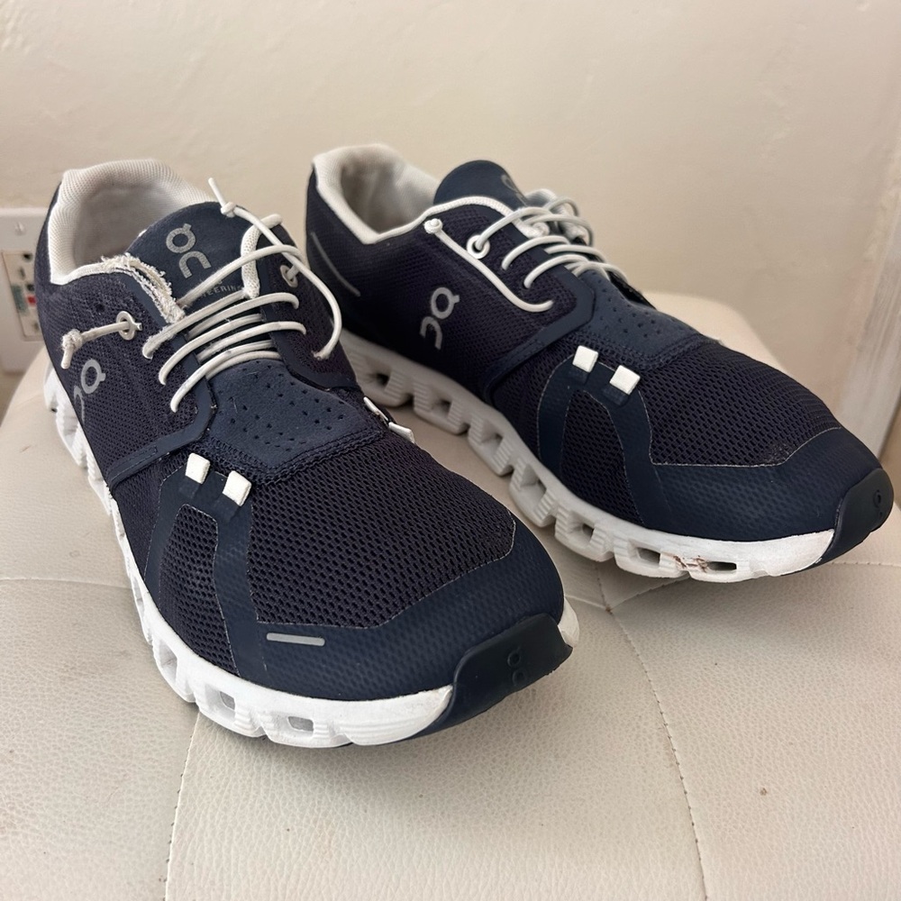 On Running Midnight | White Cloud 5 Running Shoes Sneakers Sz. 9 - Picture 8 of 10